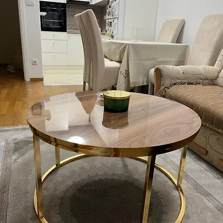 La Casa Stan Na Dan * Βελιγράδι