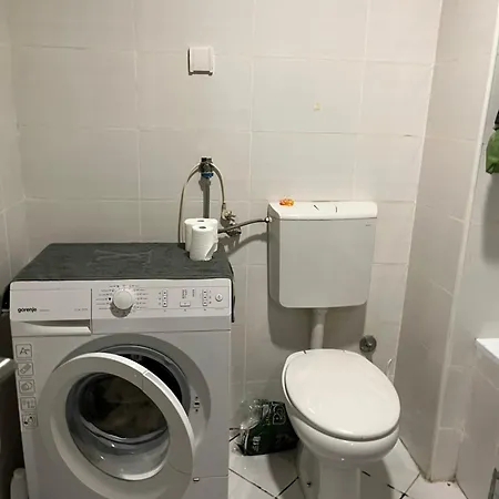 La Casa Stan Na Dan Βελιγράδι